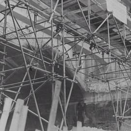 View of reinforced concrete bridge over Argyle St