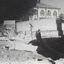 Construction at spiral roadway (circular cut)