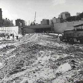 Construction of the expressway tunnel