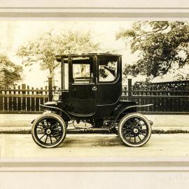 Electric motor car owned by Council, 1911