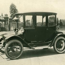 Electric car owned by Council, 1919