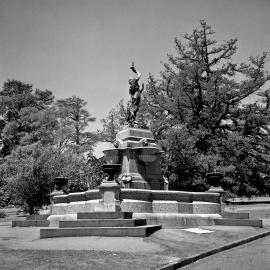 Lewis Wolfe Levy Fountain, Royal Botanic Gardens Sydney, 1962