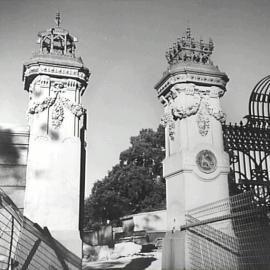 Gardens Palace Gates, Royal Botanic Gardens