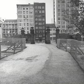 Royal Botanic Gardens entrance gates