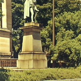 Statue of Lieutenant General Sir Richard Bourke K.C.B.