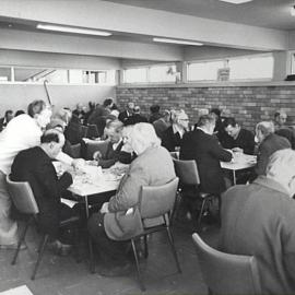 Pensioners' 50 cent midday meal