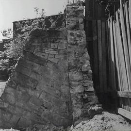 Reconstruction of retaining wall
