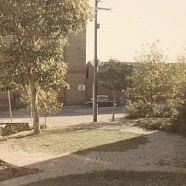 Houses and gardens in Jones St Ultimo.