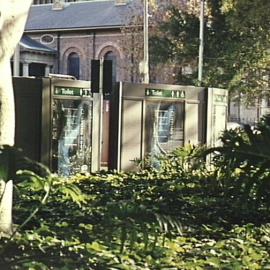 Public Toilets in Hyde Park North