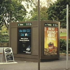 Public Toilets in Hyde Park South