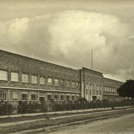 Sydney factory of British Motor Corporation, Nuffield Square Zetland, 1950s