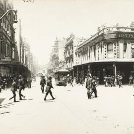 Streetscape with Belfields Hotel Royal Exchange Hotel, King Street Sydney, 1910