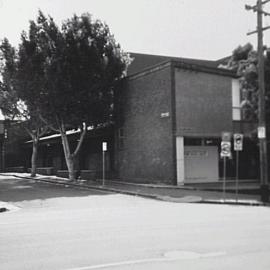 Ultimo Library before closing