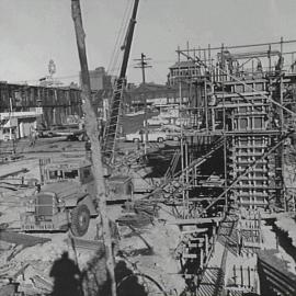 William Henry Street bridge construction