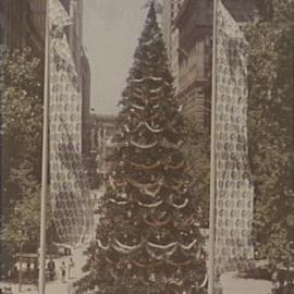 Christmas tree in Martin Place, 1978