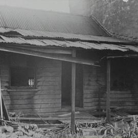Rear of a dilapidated building, Windsor Street Paddington, 1952