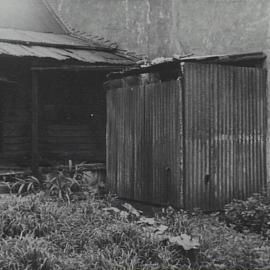 Rear of a dilapidated building, Windsor Street Paddington, 1952