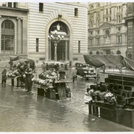 Flower stands and sellers - Martin Place