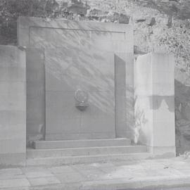 WWI Soldiers Memorial, Cowper Wharf Road Woolloomooloo, circa 1930-1939 