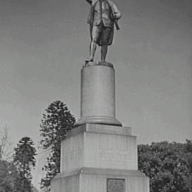 Statue of Captain Cook