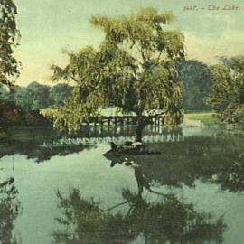 Victoria Park and lake