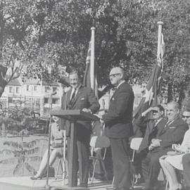 Official opening of Lake Northam, Victoria Park, 1967