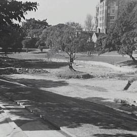 Reconstruction of lake in Victoria Park