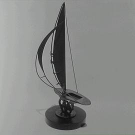 Model yacht for Barrenjoey Fountain in Lake Northam