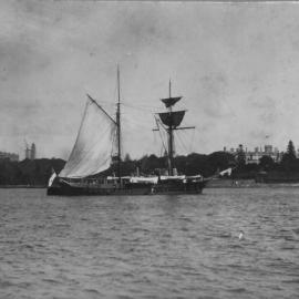 HMS Dart in front of Government House