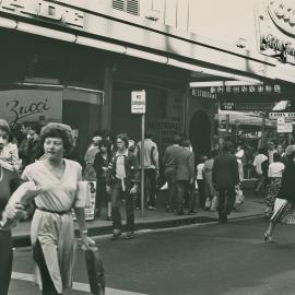 Pedestrians in Pitt Street