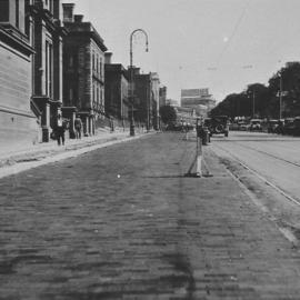 Woodblocking on College Street