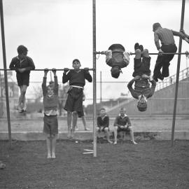 King George V Memorial Children's Playground, circa 1930-1939