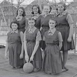Netball team of schoolgirls