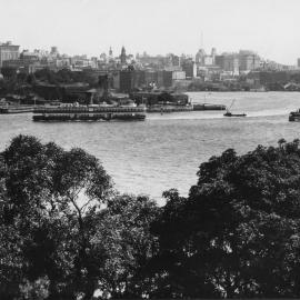 View towards Bennelong Point and Circular Quay