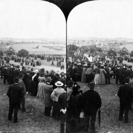Crowd at Federation celebrations with the Duke of York, Centennial Park, 1901