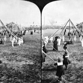 Maypole dancing, Childrens Fete, Federation Celebrations Moore Park, 1901