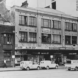 Buildings in Elizabeth Street 