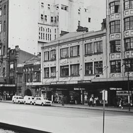 Buildings in Elizabeth Street