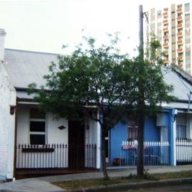 View looking south-west to terrace houses, Zamia Street Redfern, 1989
