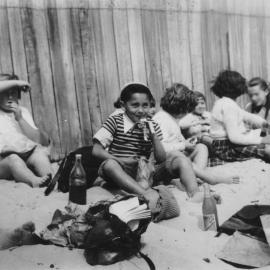 Woolloomooloo Kindergarten picnic, Camp Cove, 1953