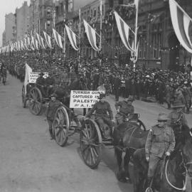 Soliders on parade and sailor cadets lining route, Victory Day, Macquarie Street Sydney 1919