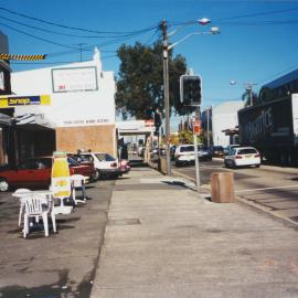 Traffic Lanterns at Botany Rd (East side) opposte Collina St.