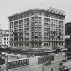 Bebarfalds Corner, Geroge Street Sydney, 1930