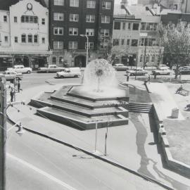 El Alamein Fountain on corner of Fitzroy Gardens, Macleay Street Potts Point, 1970s