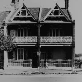 Vermont Terrace on Lower Fort Street Dawes Point, 1989