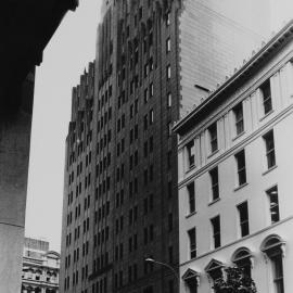 Streetscape with Charles Plaza, corner King and York Streets, 1989