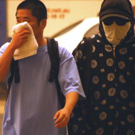 Dust Storm - Eddy Avenue near Central Railway Station - people with masks, 2009