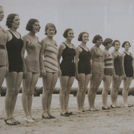Women in swimsuits, 1930