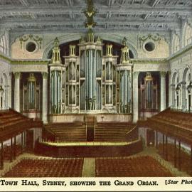 Postcard - Interior of Sydney Town Town featuring Grand Organ, no date