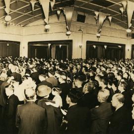 Chinese community meeting, unknown location, 1930-1939